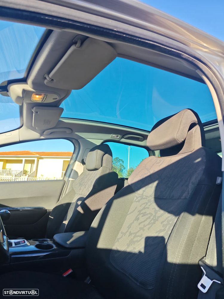 Peugeot 3008 1.6 HDi Sport - 8