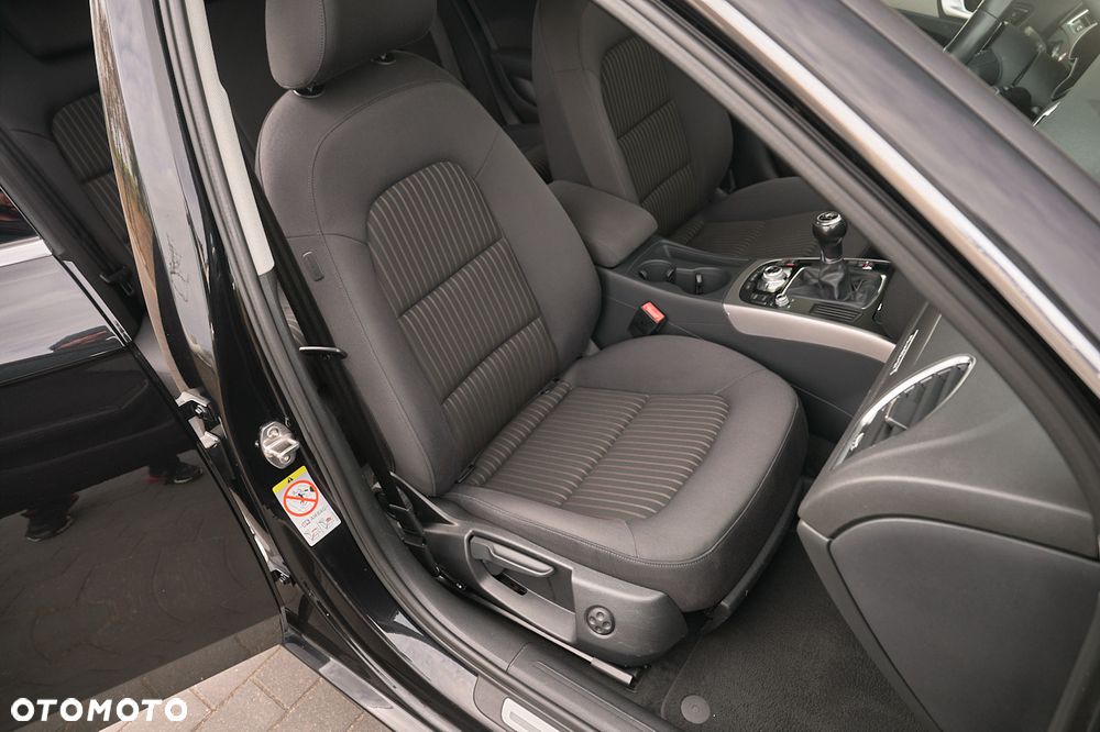 Audi A4 Avant 1.8 TFSI quattro S line Sportpaket - 7