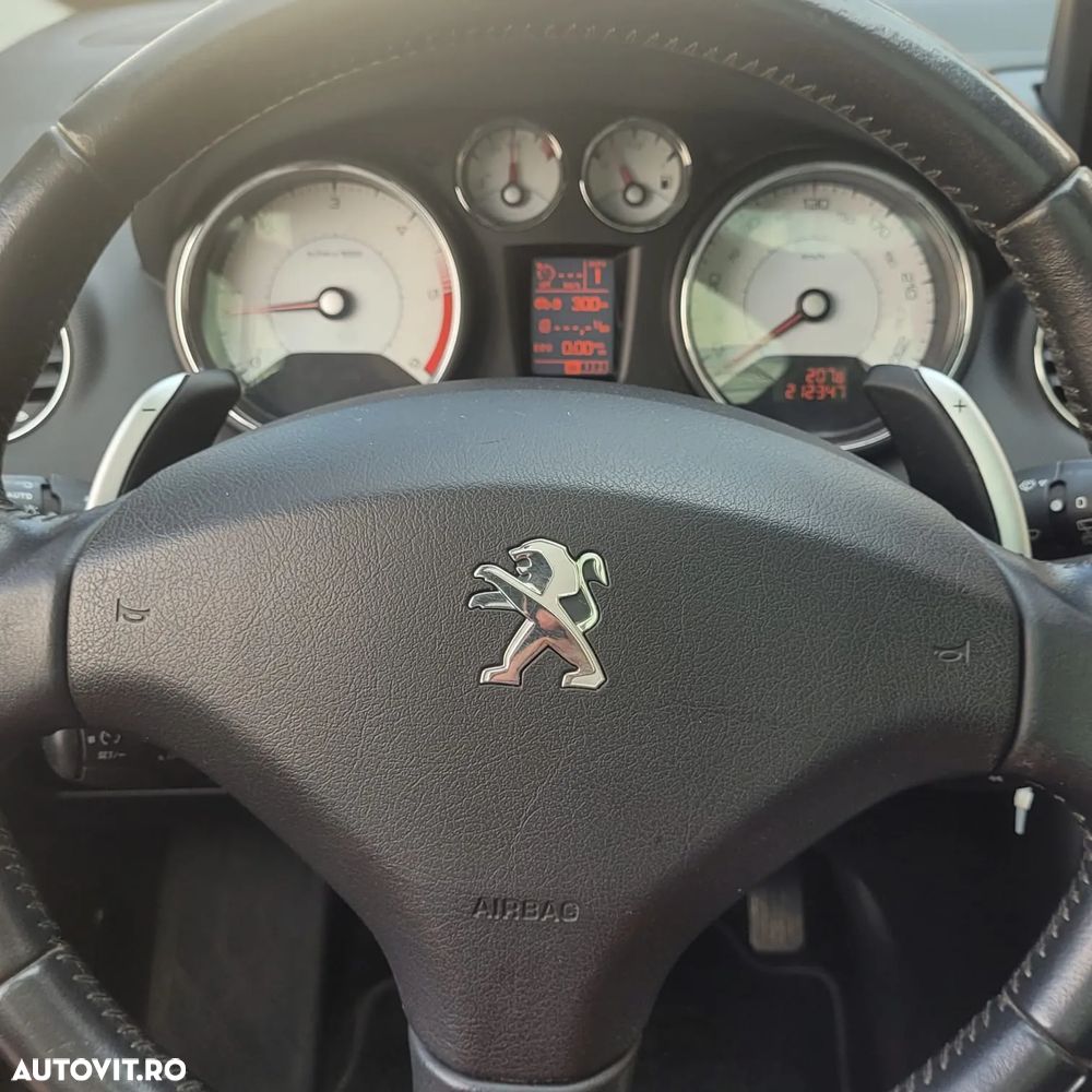 Peugeot 308 SW e-HDi FAP 110 Stop&Start Business Line Niveau 1 - 2