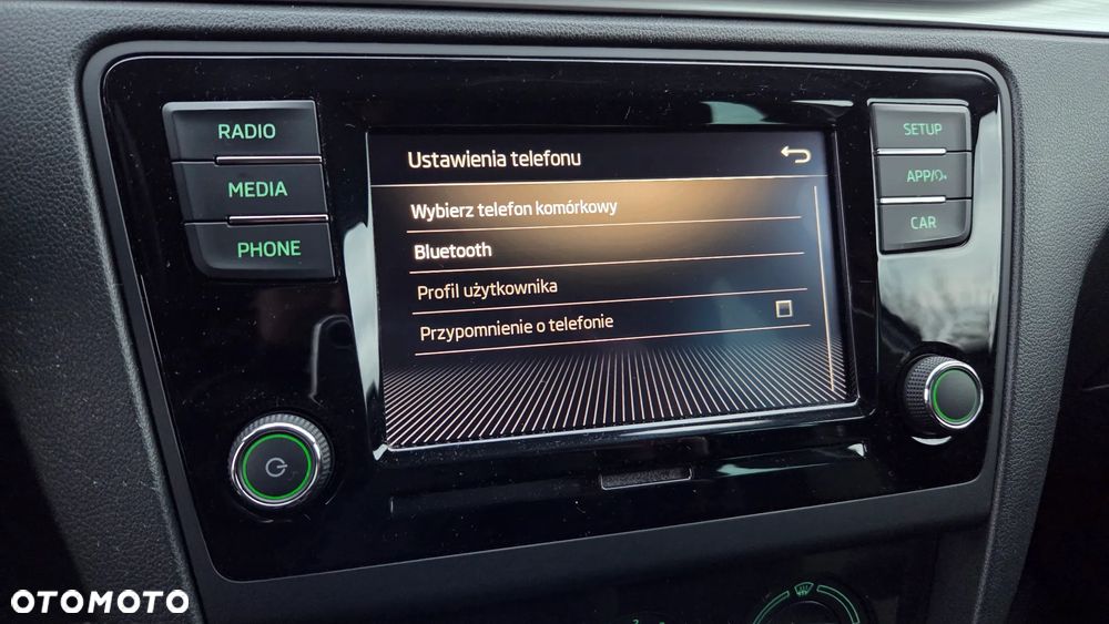 Skoda RAPID 1.0 TSI Ambition - 26