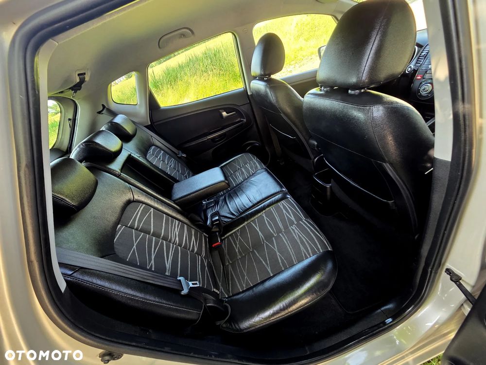 Kia Venga 1.6 XL - 26