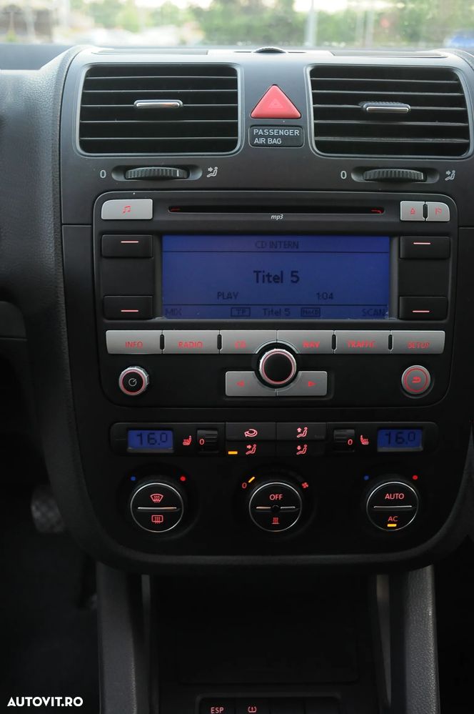 Volkswagen Golf 1.9 TDI Comfortline - 7