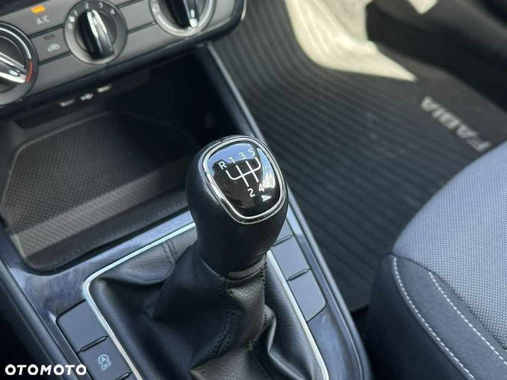 Skoda Fabia 1.0 Ambition - 25