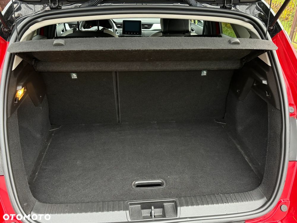 Renault Captur 1.3 TCe mHEV Techno EDC - 36