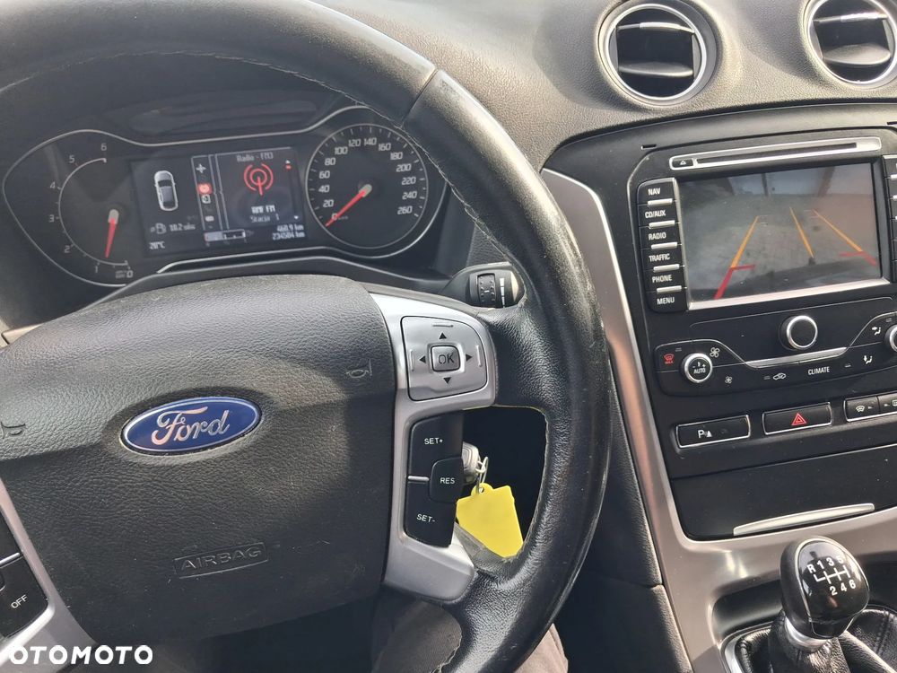 Ford Mondeo 2.0 TDCi Titanium - 14