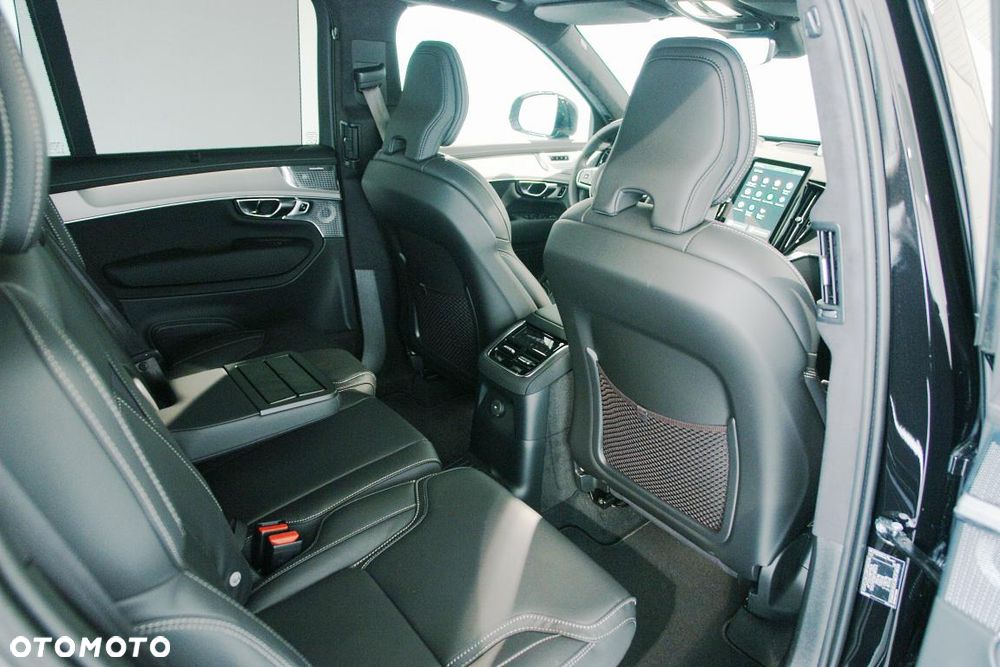 Volvo XC 90 T8 AWD Plug-In Hybrid Ultra Black Edition 7os - 19