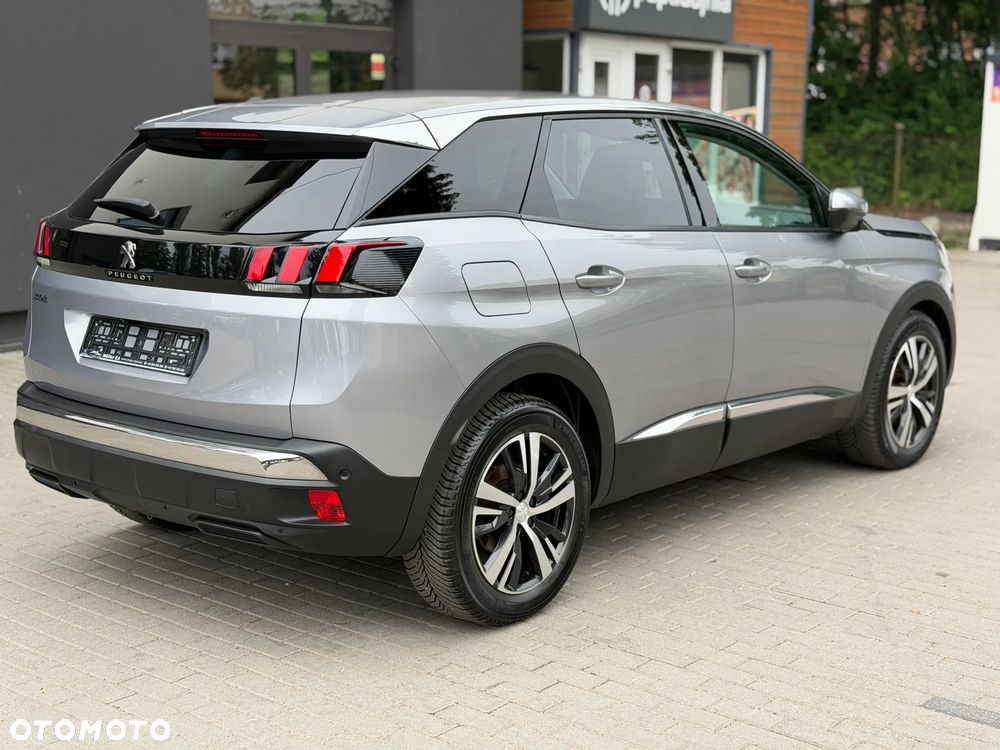 Peugeot 3008 1.2 PureTech Allure S&S - 12