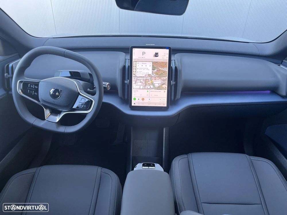 Volvo EX30 69 kWh Single Motor Extended Range Black Edition - 6