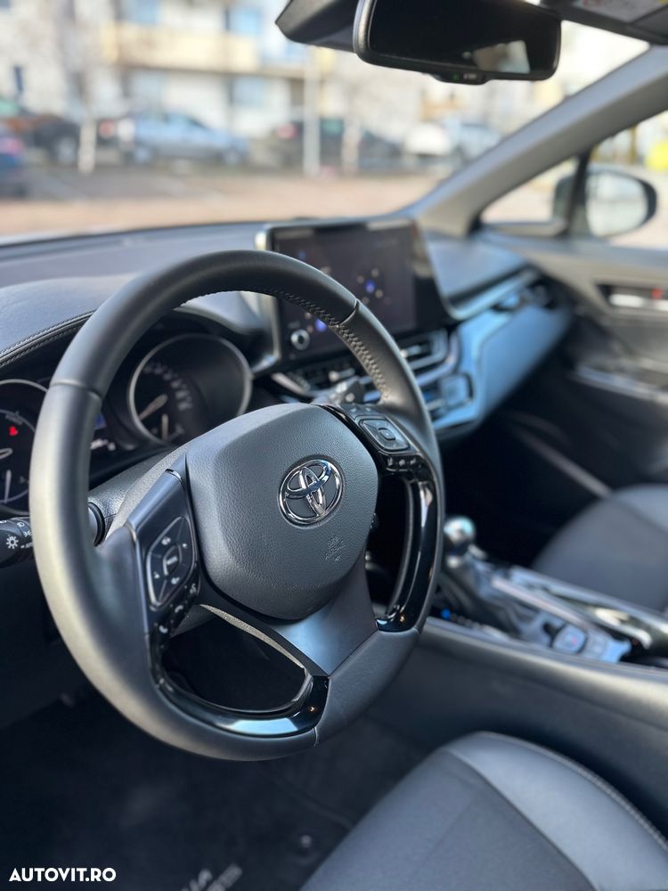 Toyota C-HR - 10
