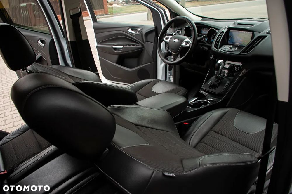 Ford Kuga 1.5 EcoBoost 4WD Titanium Plus - 8