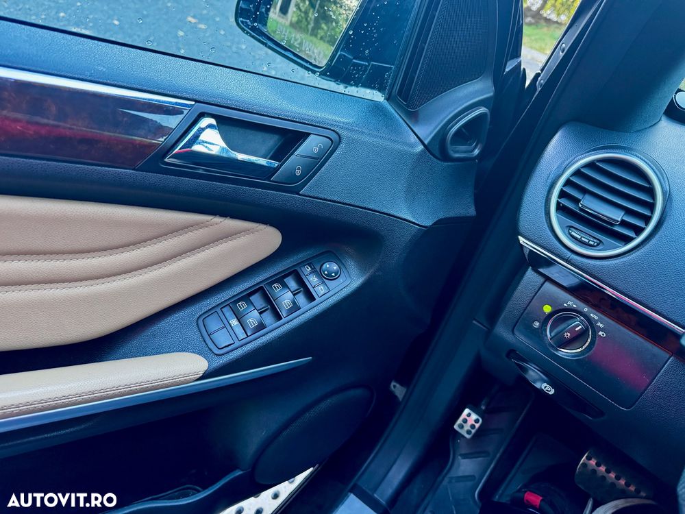 Mercedes-Benz ML 300 CDI BlueEfficiency Aut - 22
