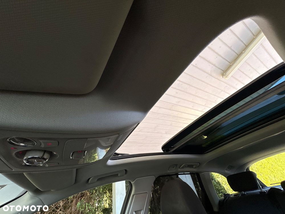 Audi A4 Avant 2.0 TDI Quattro - 27