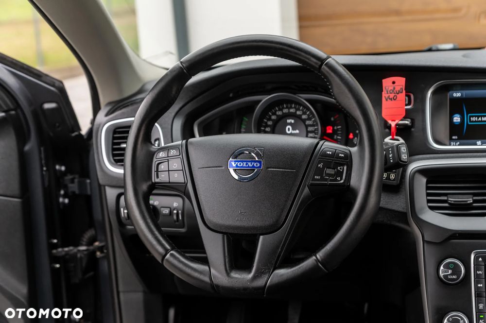 Volvo V40 D2 Kinetic - 23