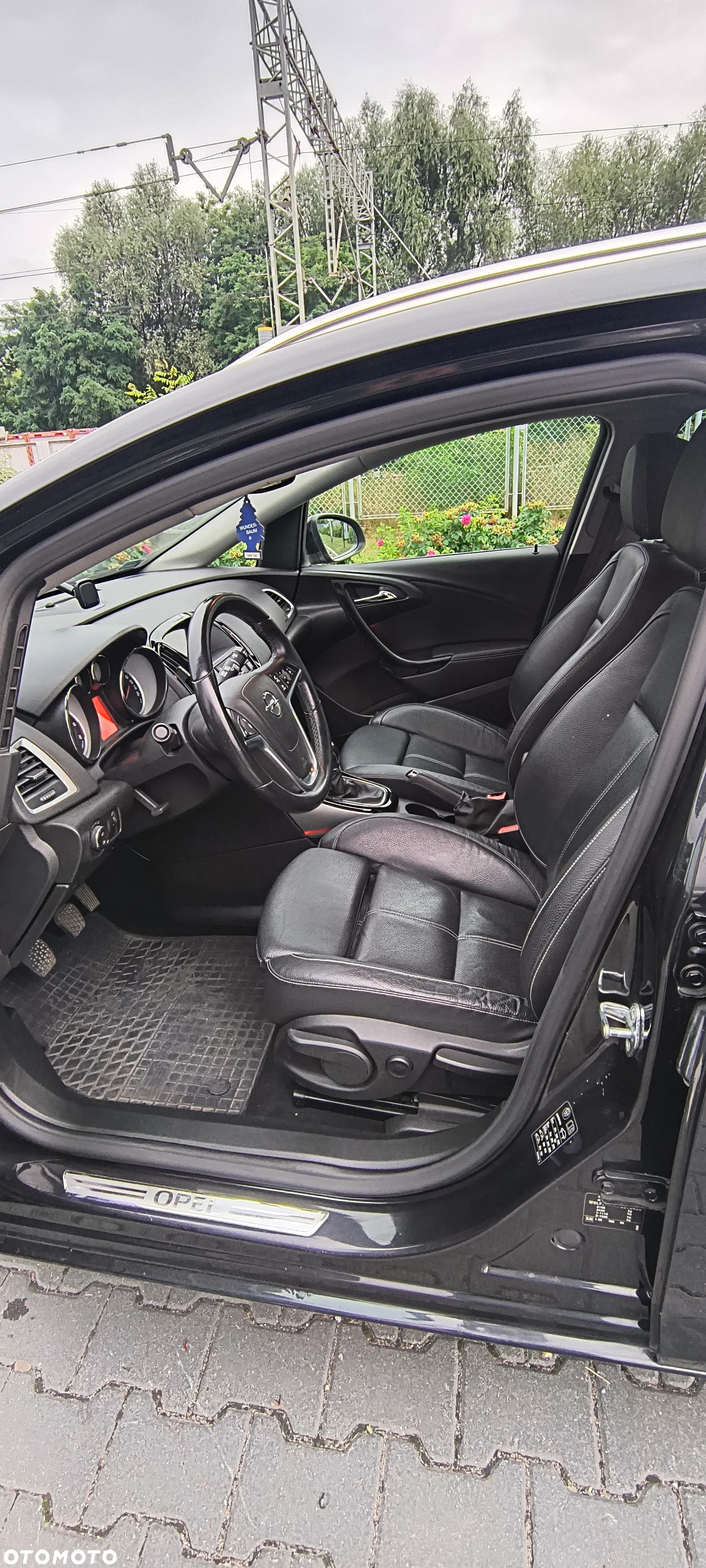 Opel Astra IV 1.6 CDTI Cosmo - 7