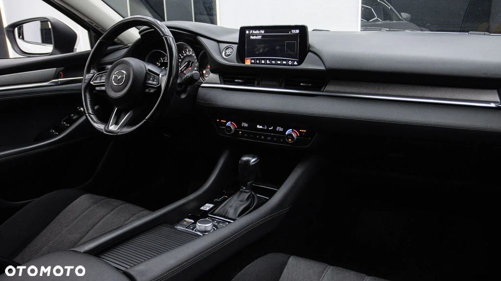 Mazda 6 2.0 SkyJoy - 12