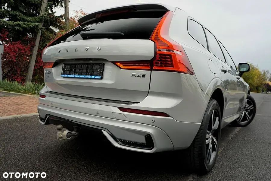 Volvo XC 60 B4 D AWD Plus Dark - 9
