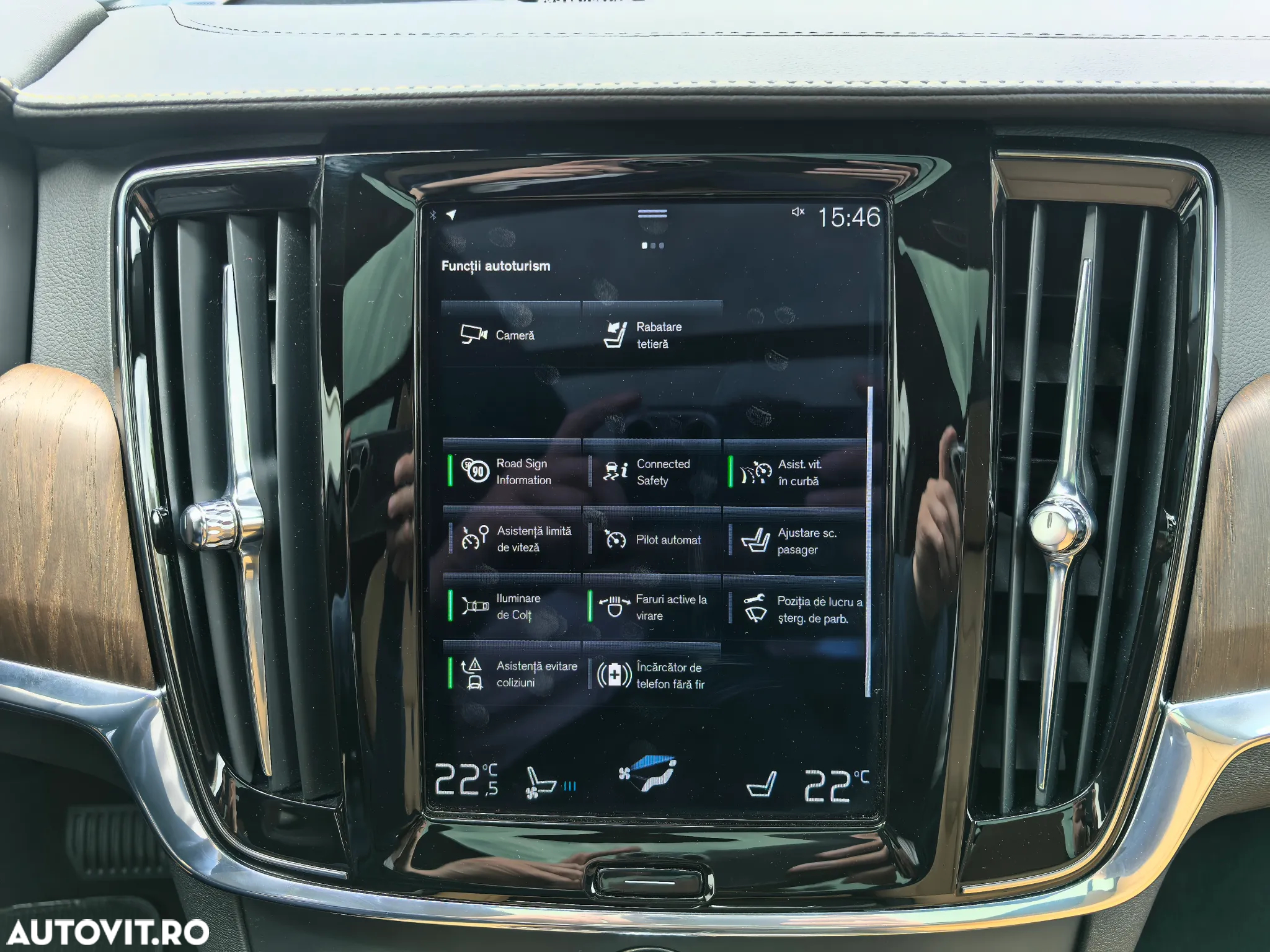 Volvo V90 Cross Country B4 D AWD Ultimate - 28