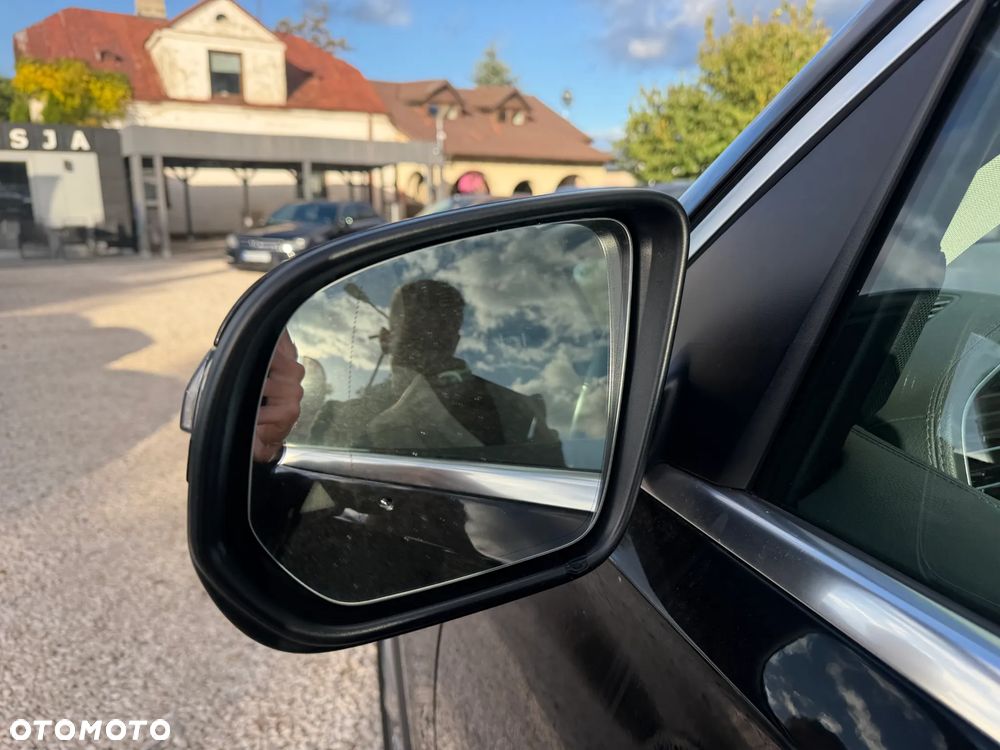 Mercedes-Benz GLE - 40