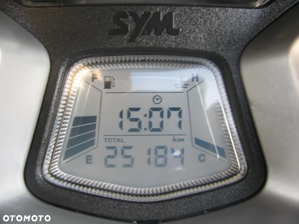 SYM CRUiSYM - 9
