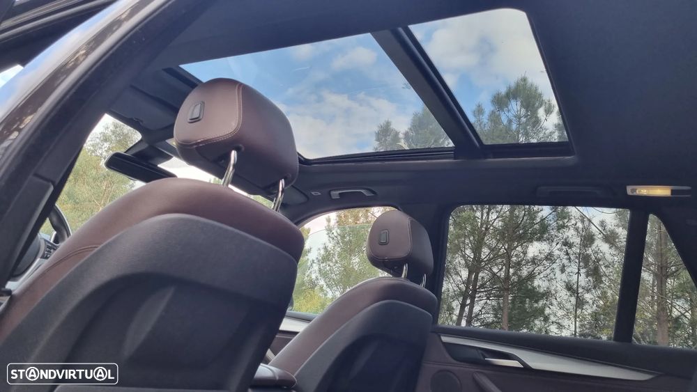 BMW X5 25 d sDrive Comfort 7L - 12