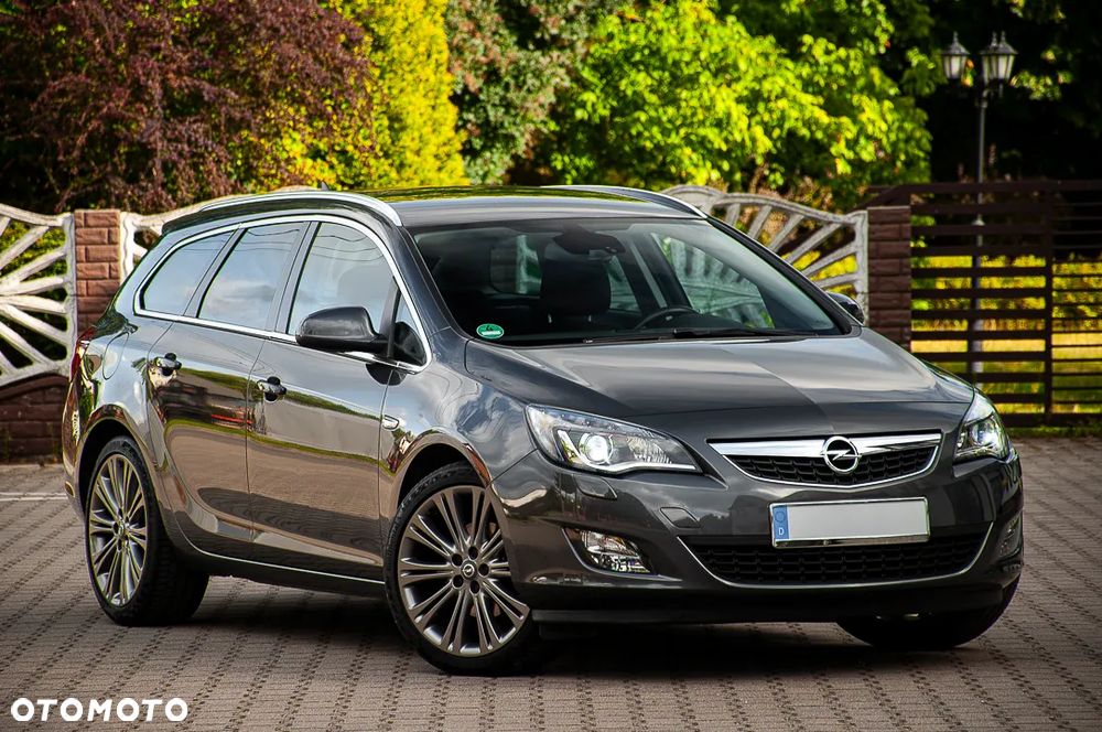 Opel Astra 1.6 Turbo Edition - 20