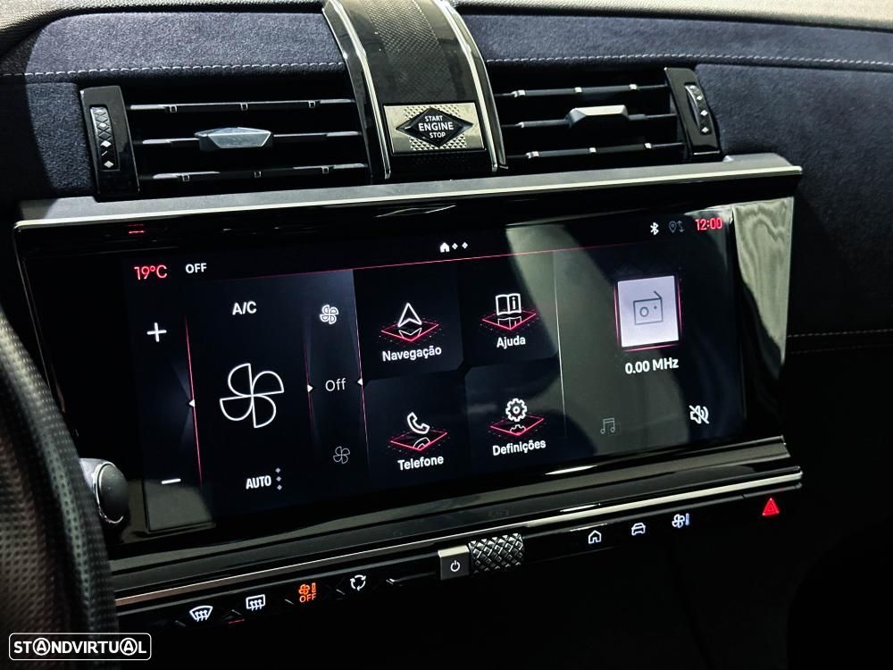 DS DS7 Crossback E-Tense Performance Line EAT8 - 32