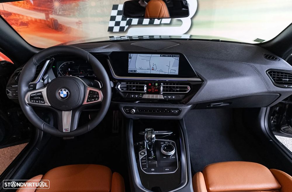 BMW Z4 30 i Pack M - 16