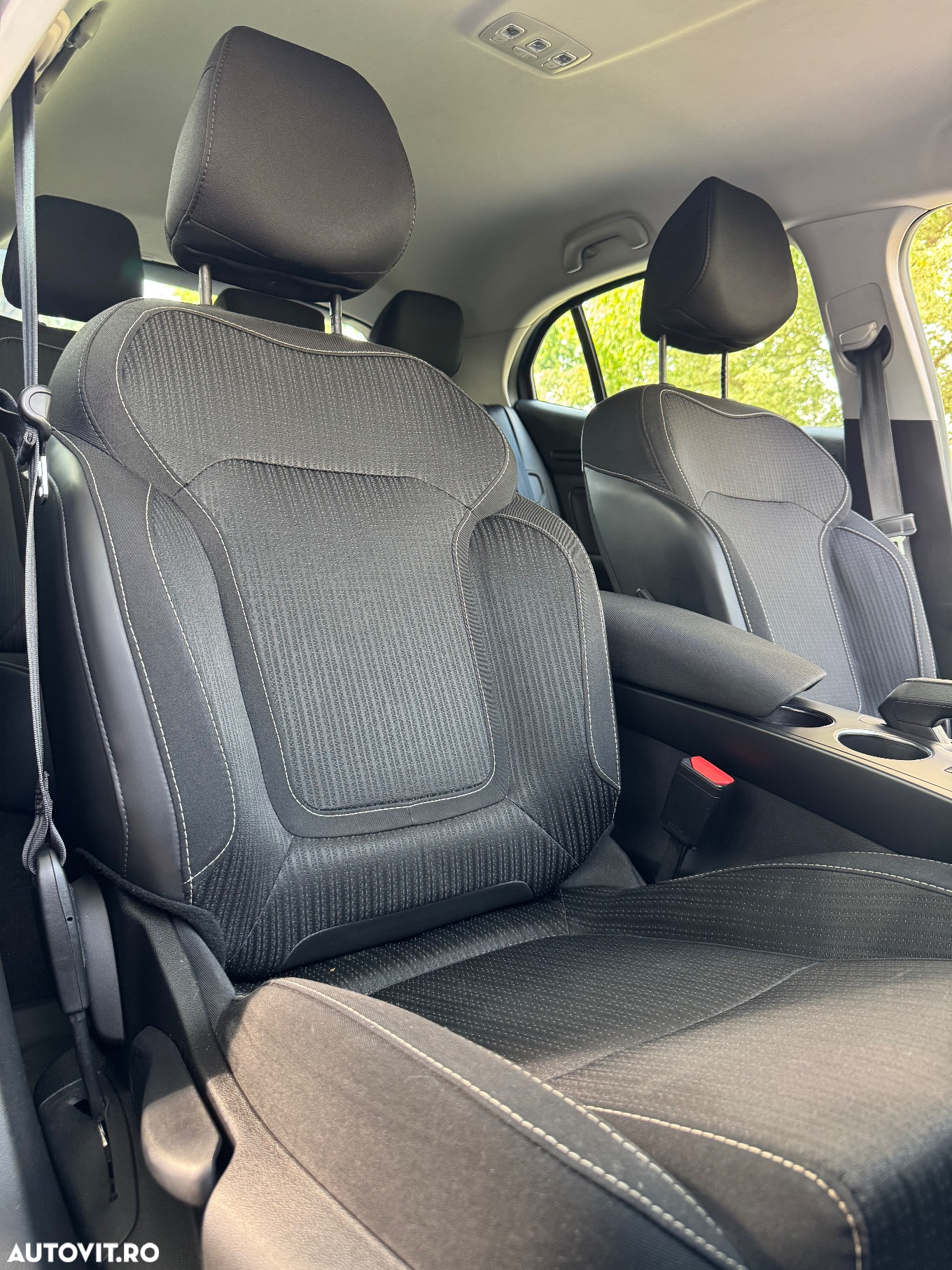 Renault Megane ENERGY dCi EDC Zen - 11