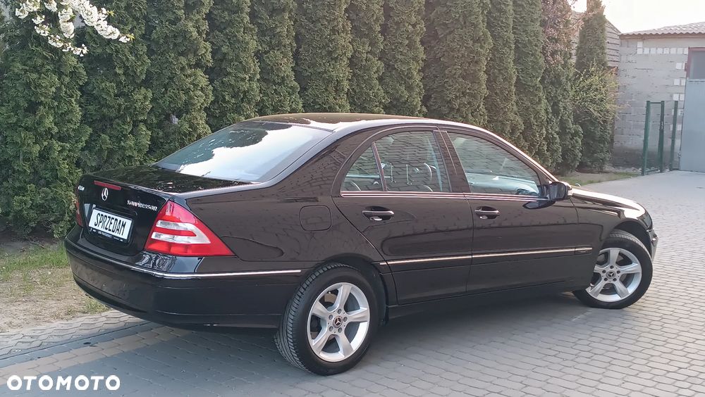 Mercedes-Benz Klasa C 180 Kompressor Avantgarde - 15