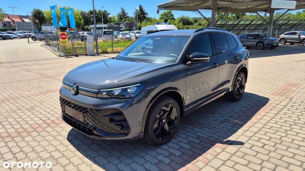 Volkswagen Tiguan - 2