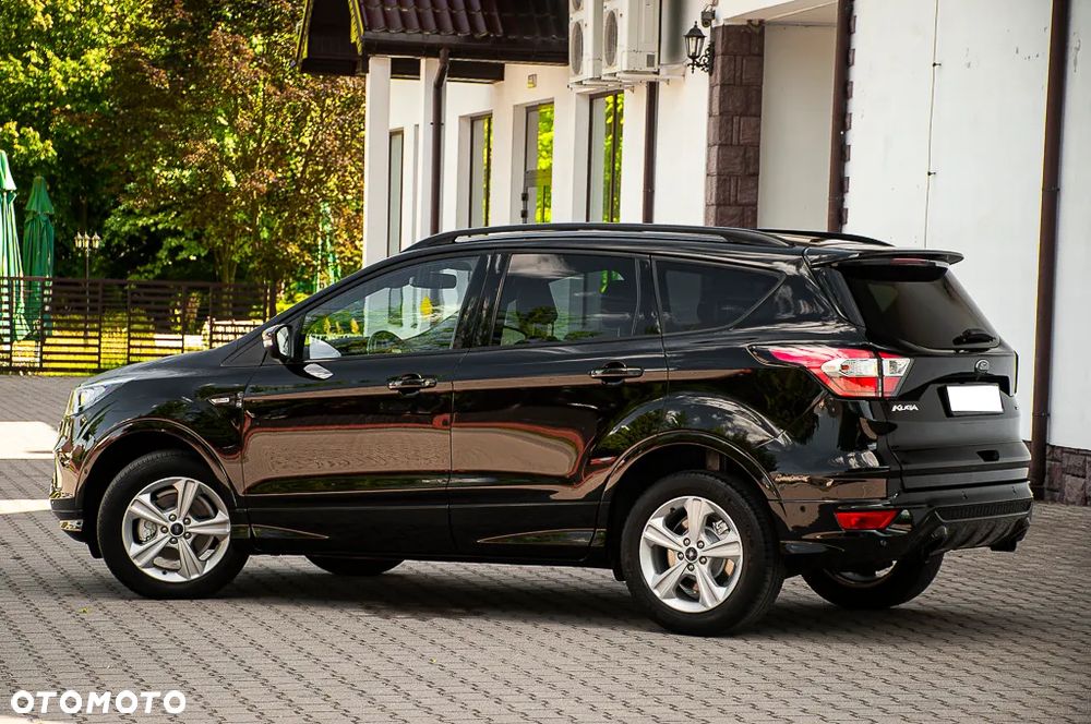 Ford Kuga 1.5 EcoBoost 2x4 ST-Line - 16