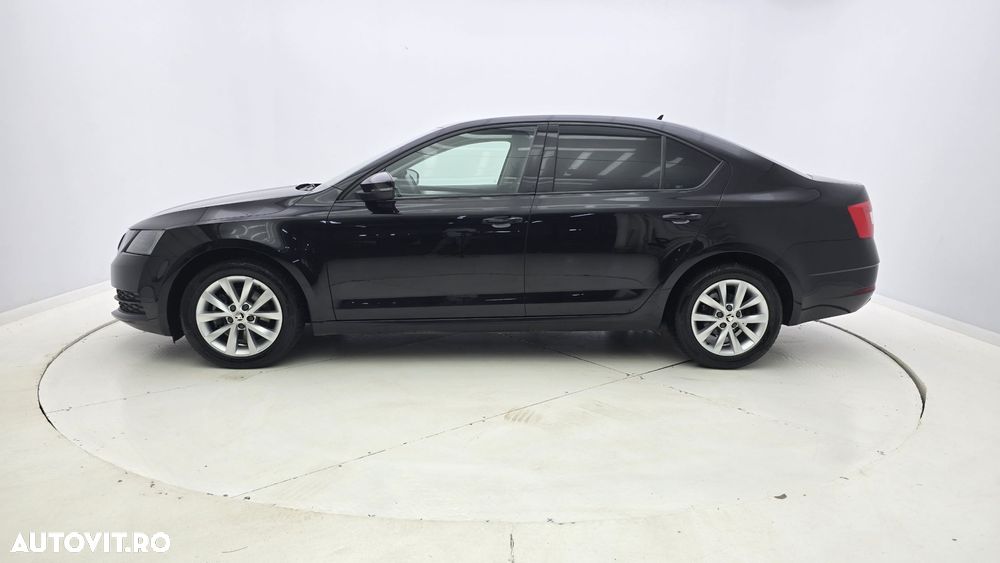 Skoda Octavia 2.0 TDI DSG Ambition - 9