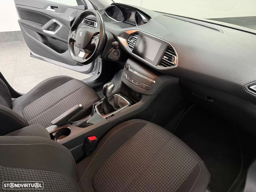 Peugeot 308 1.6 BlueHDi Active - 11