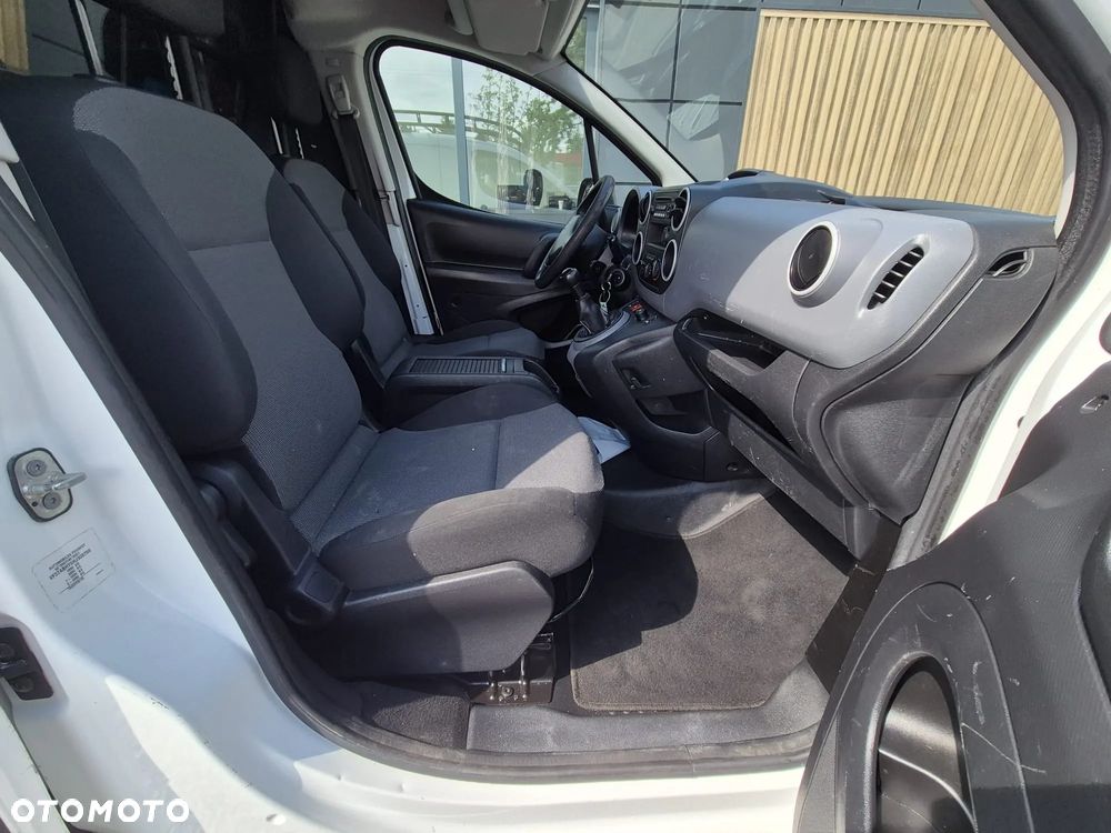 Peugeot PARTNER - 26
