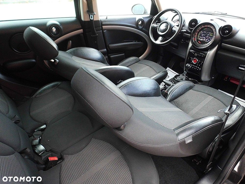 MINI Countryman Cooper D - 14