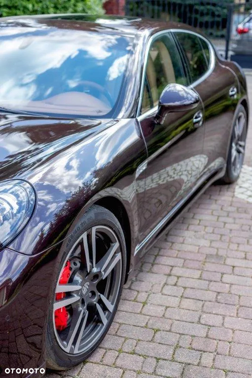 Porsche Panamera Turbo - 9