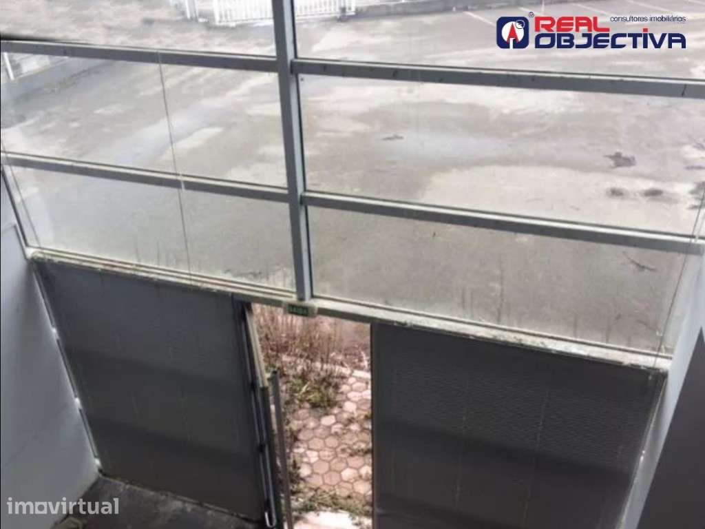 Armazém em Oliveira do Bairro - Grande imagem: 3/14