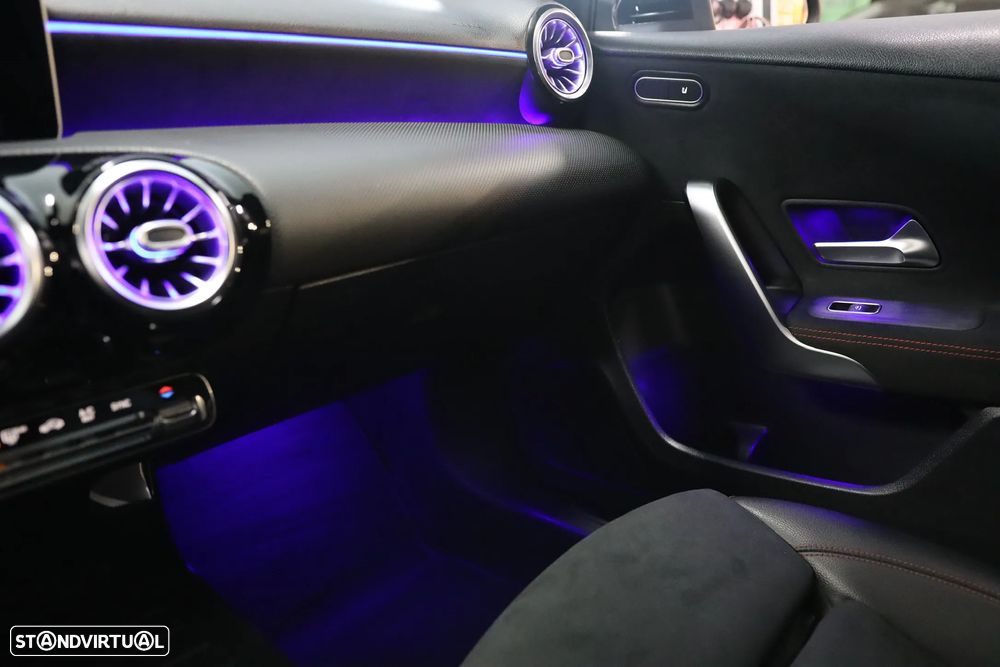 Mercedes-Benz A 180 d 7G-DCT AMG Line - 18