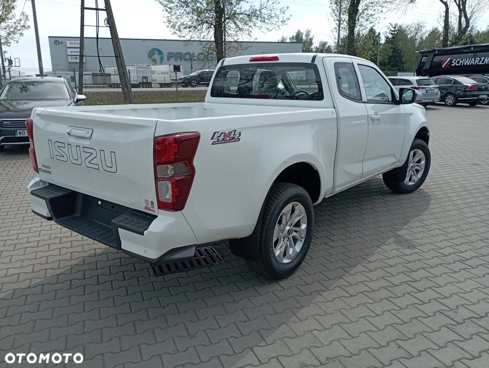 Isuzu D-Max 2.2 EC LS 4WD - 9