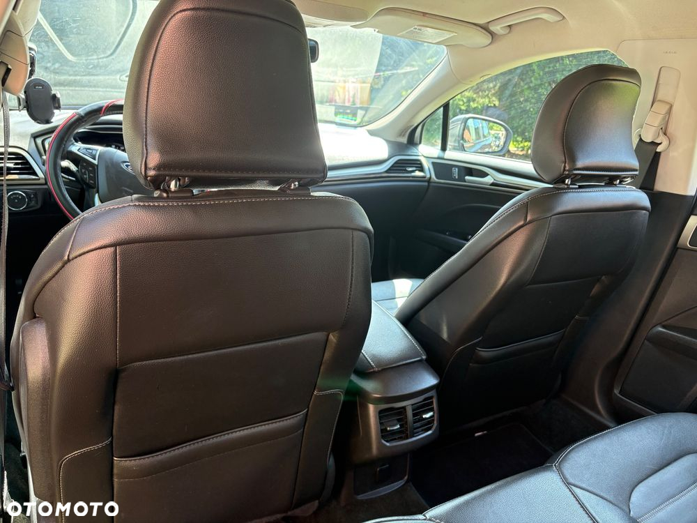 Ford Mondeo - 14