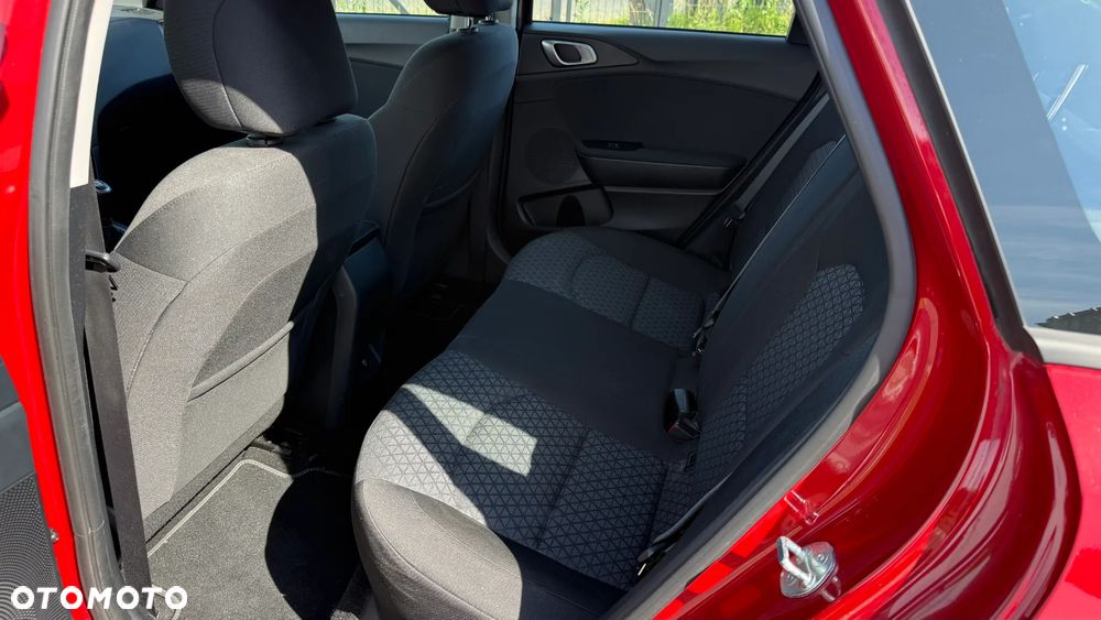 Kia Ceed 1.0 T-GDI 120 OPF Edition 7 - 23