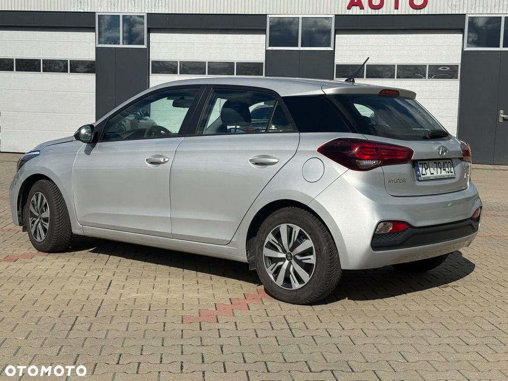 Hyundai i20 1.1 CRDi Comfort - 4