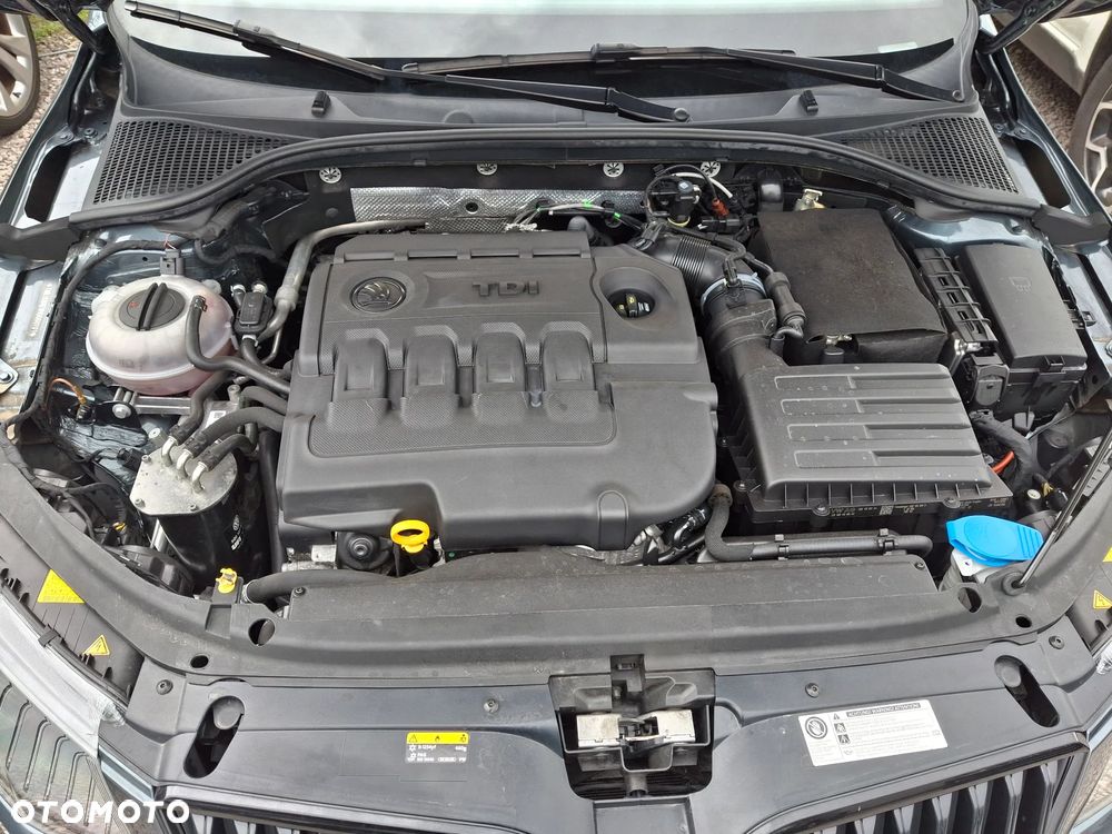 Skoda Octavia 2.0 TDI (Green tec) RS - 35