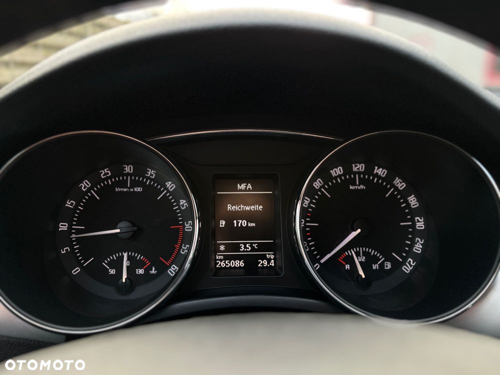 Skoda Superb 2.0 TDI DSG Exclusive - 21