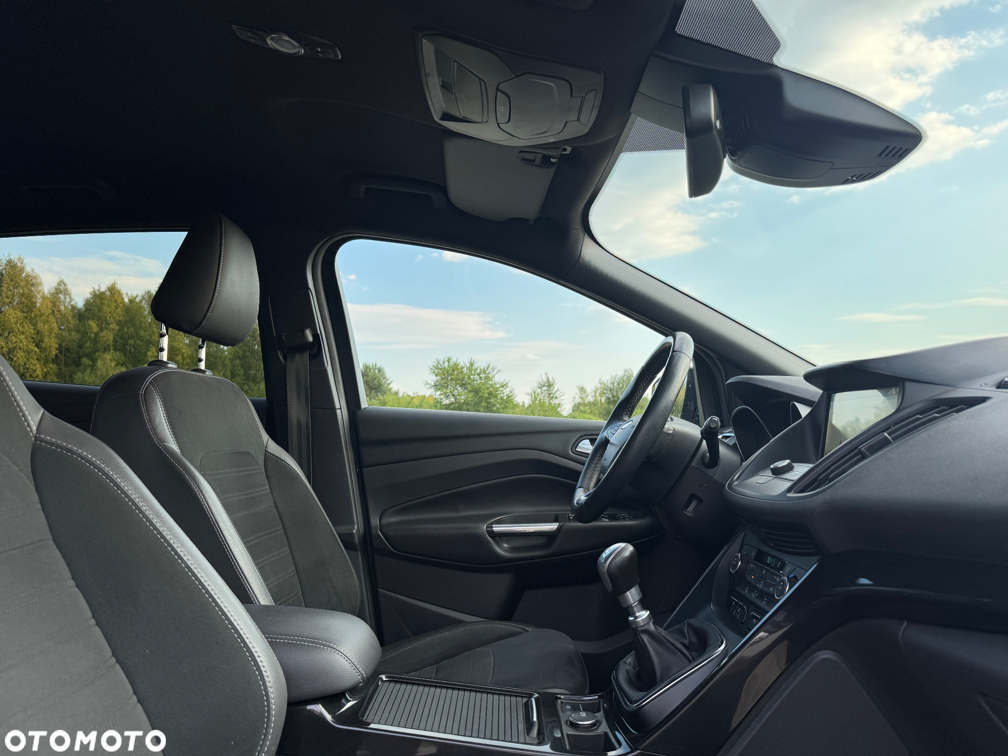 Ford Kuga 2.0 TDCi 4x4 ST-Line - 24