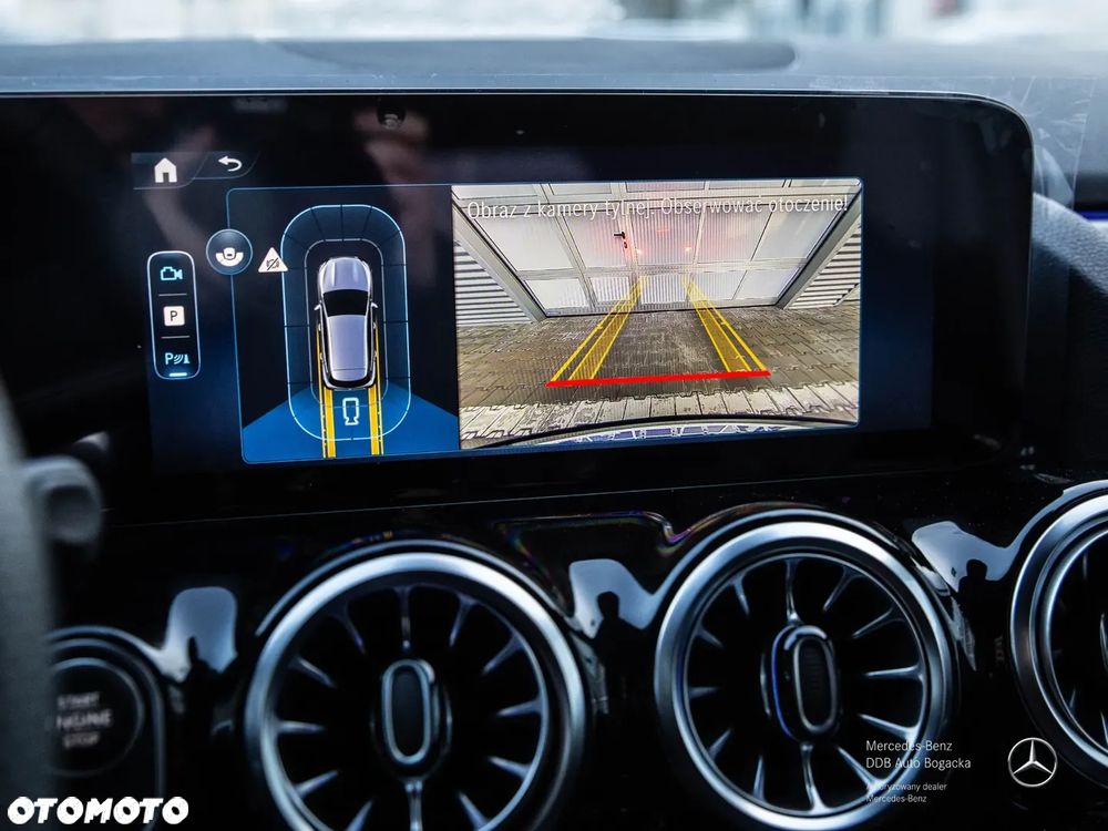 Mercedes-Benz GLA 250 e PHEV AMG Line 8G-DCT - 12