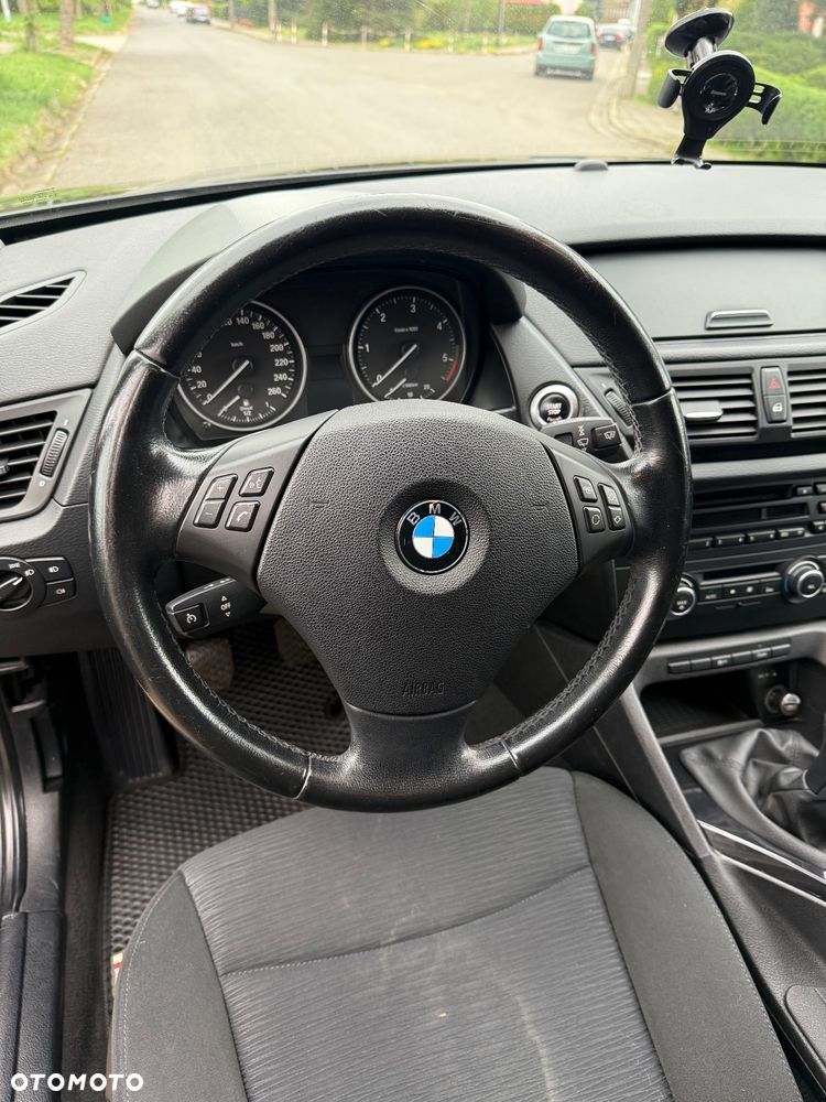 BMW X1 sDrive18d - 13