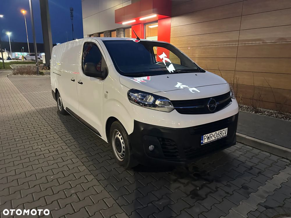 Opel Vivaro - 1