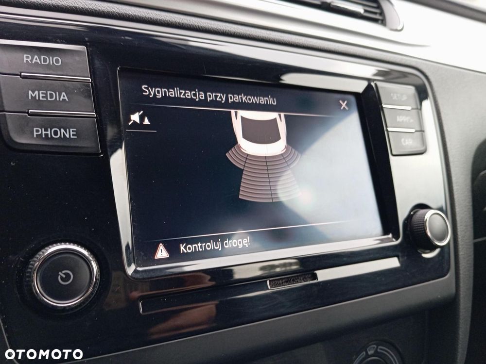 Skoda RAPID 1.0 TSI Ambition - 19