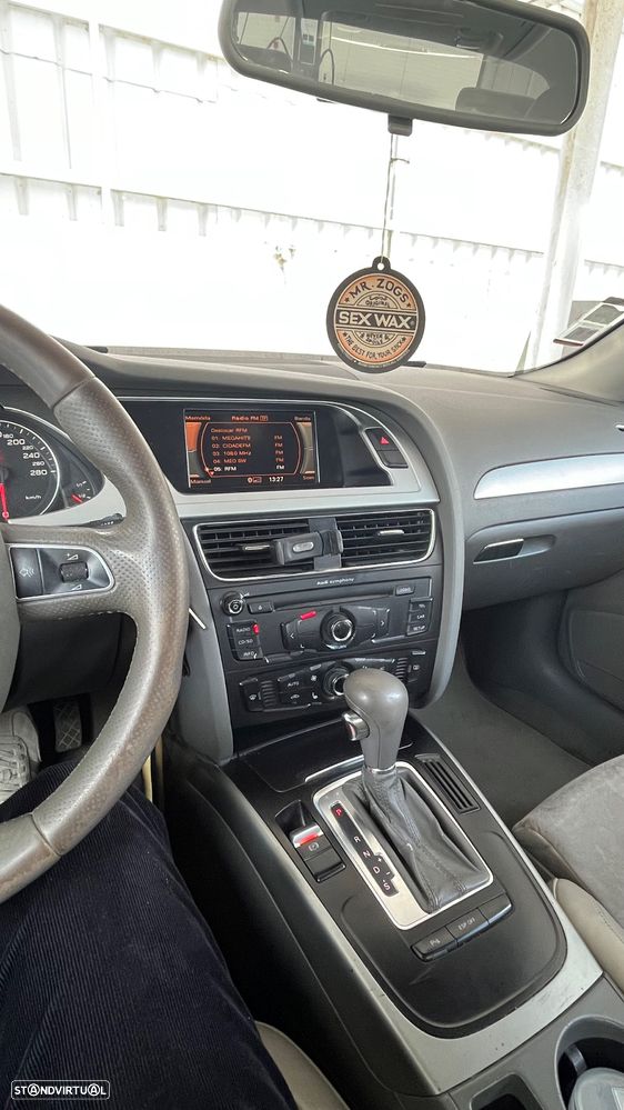 Audi A4 2.0 TDI Advance Multitronic - 6